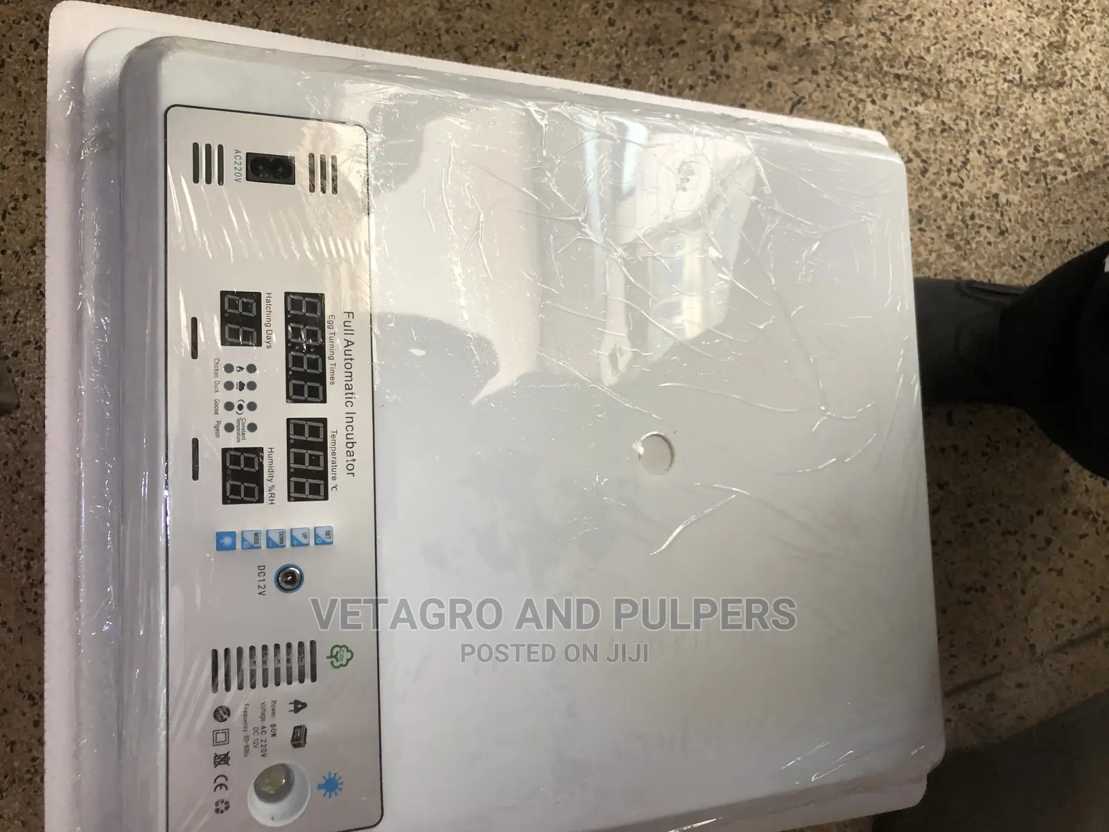 64 Eggs Incubator