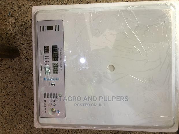 64 Eggs Incubator - thumbnail 4