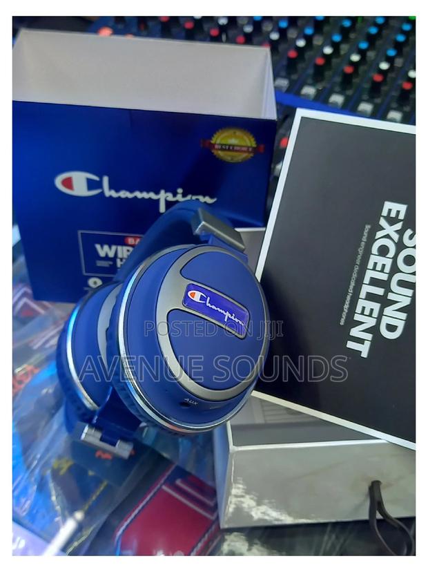Champion Sound Excellent Headphones