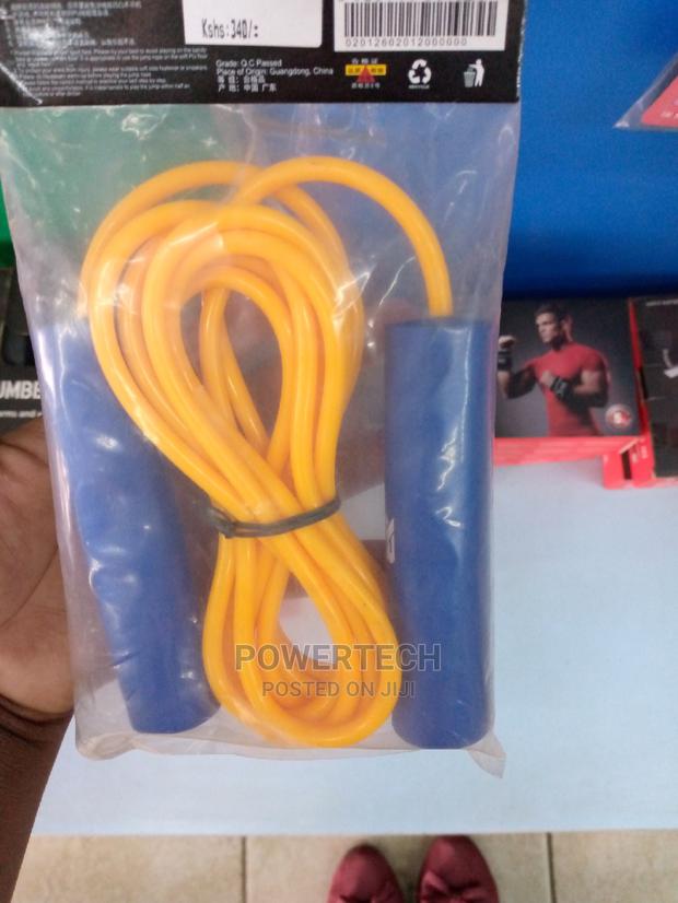 Classic Skipping Rope- Rubber - thumbnail 3