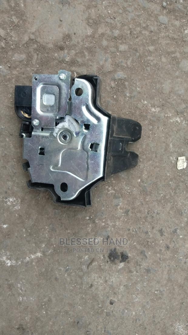 Boot Lock for Premio,Axio Fielder.