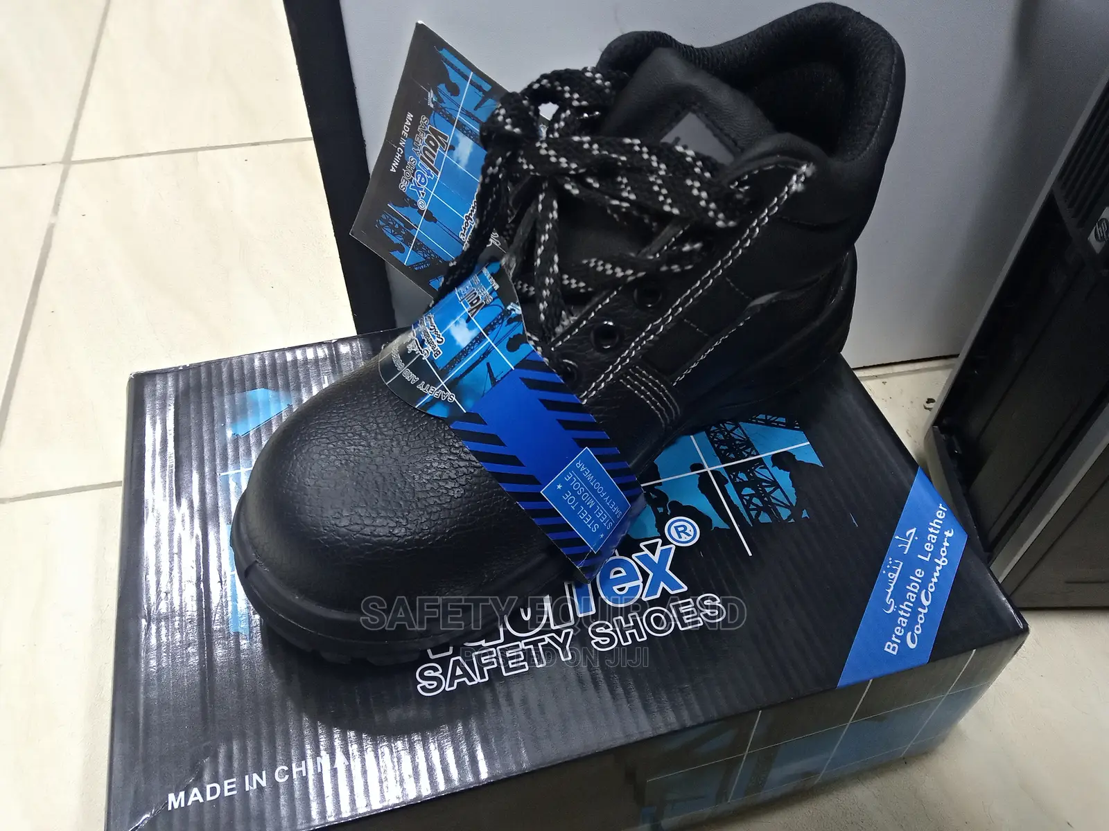 Vaultex Industrial Boots Available-Made of PU Sole and Leath