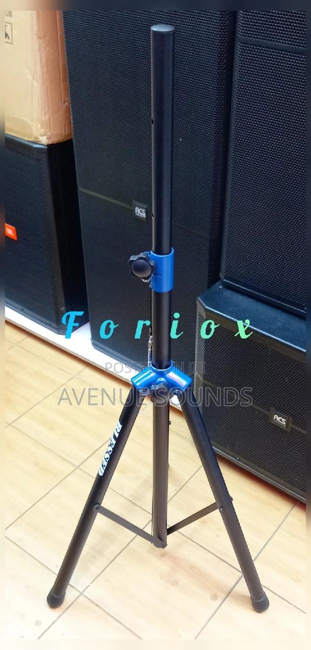 Mettalic Speaker Stand