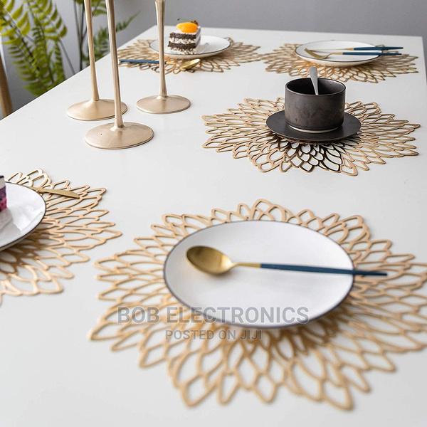 6 Pieces Classy Dining Mats - thumbnail 2