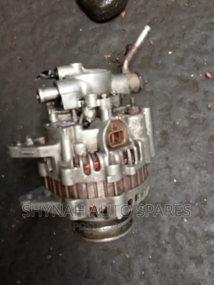 Alternator L200 (4D56 ) Diesel
