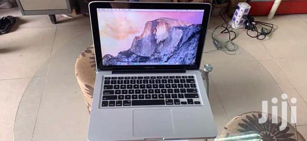 Apple Macbook Pro 500GB HDD Core i5 4GB Ram