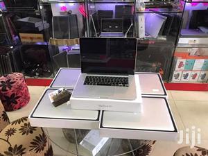 Apple Macbook Pro 500GB HDD Core i5 4GB Ram