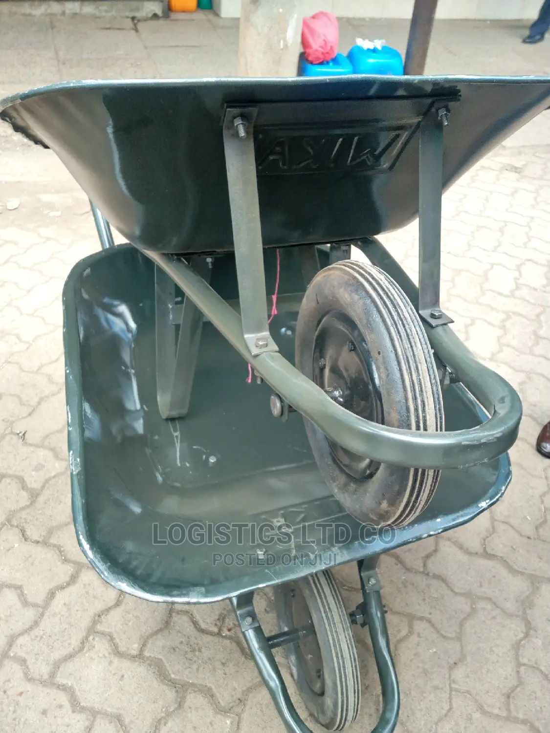 Wheelbarrow