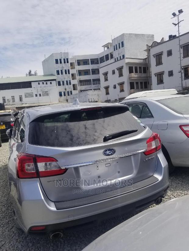 Subaru Levorg 2015 Silver - thumbnail 2