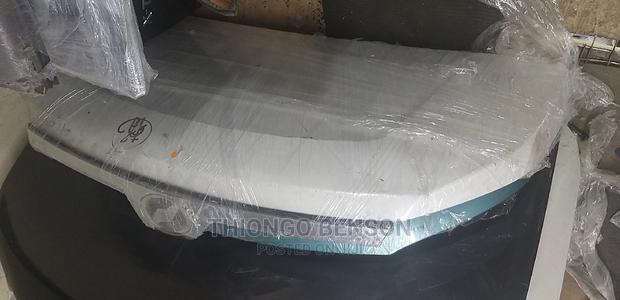 Voxy 2015 Bonet Available - main view