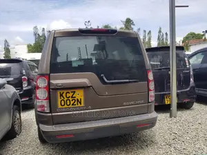 Land Rover Discovery 2015 Brown