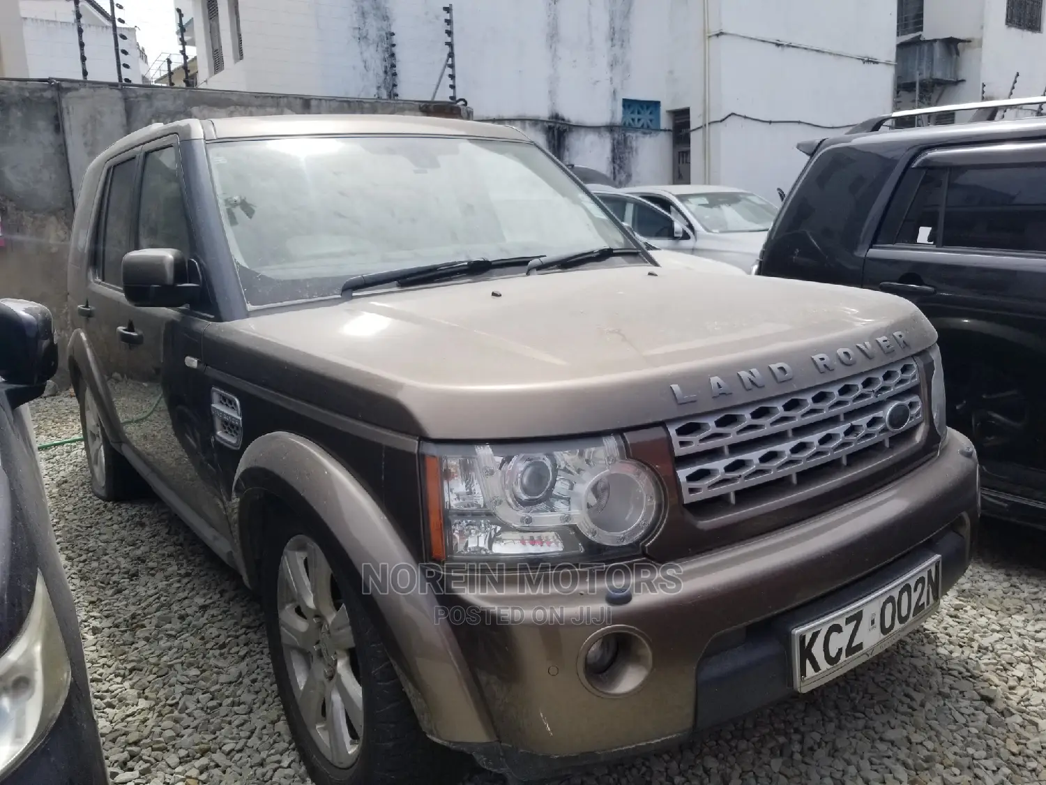 Land Rover Discovery 2015 Brown