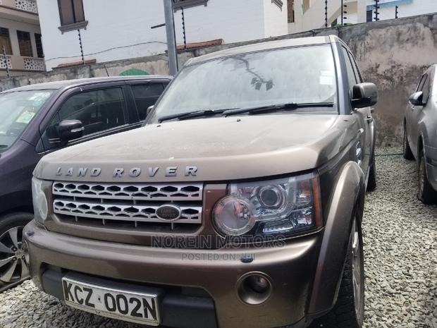Land Rover Discovery 2015 Brown - thumbnail 2
