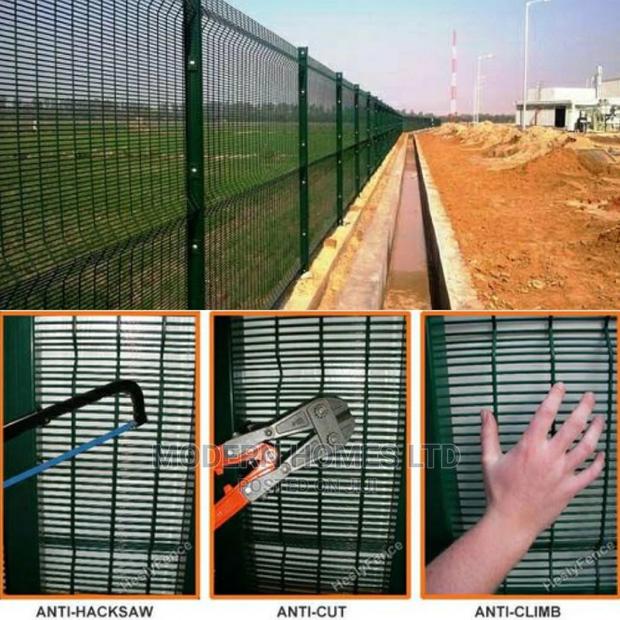 Extra High Security Anti Climb Fence - main view