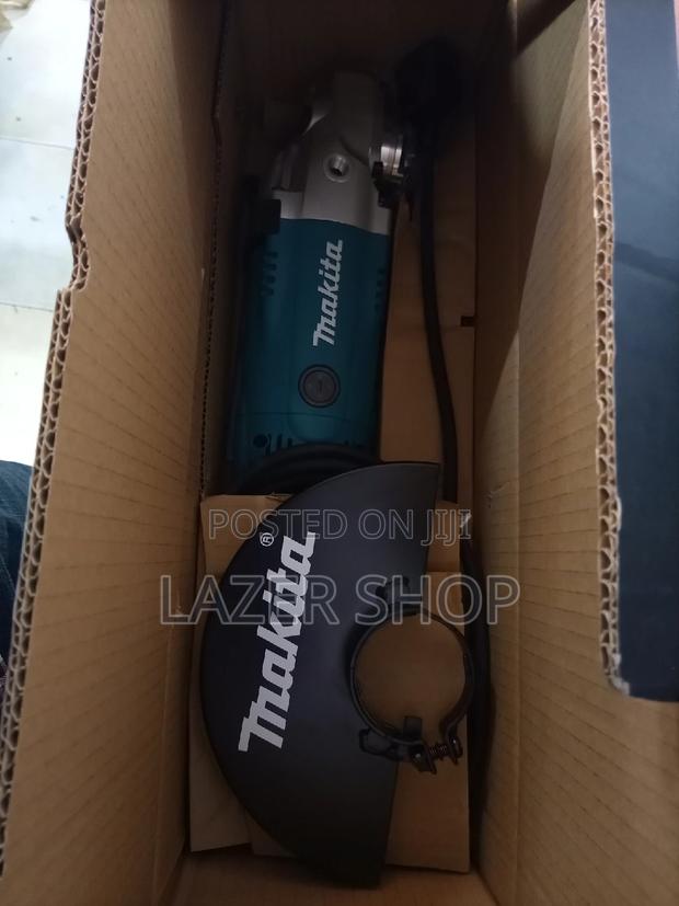 Original Makita Grinder - thumbnail 4