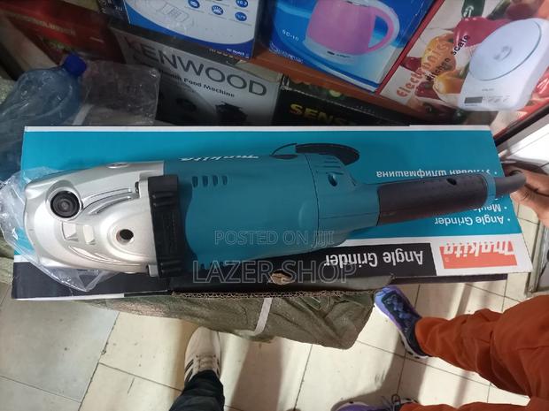 Original Makita Grinder - thumbnail 5