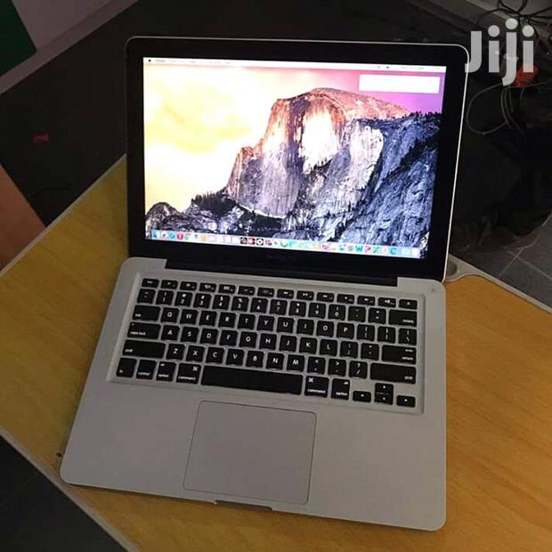 Corei5 Apple Macbook Pro - main view