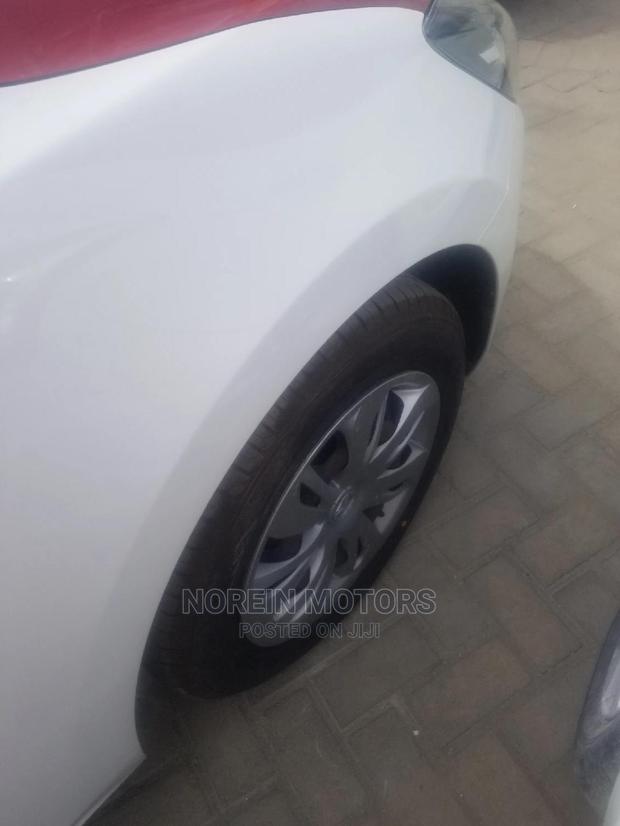 Mazda Demio 2015 Off white - thumbnail 5