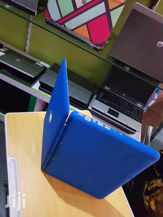 Adorable Apple Macbook 4 Unibody Core2duo - thumbnail 4