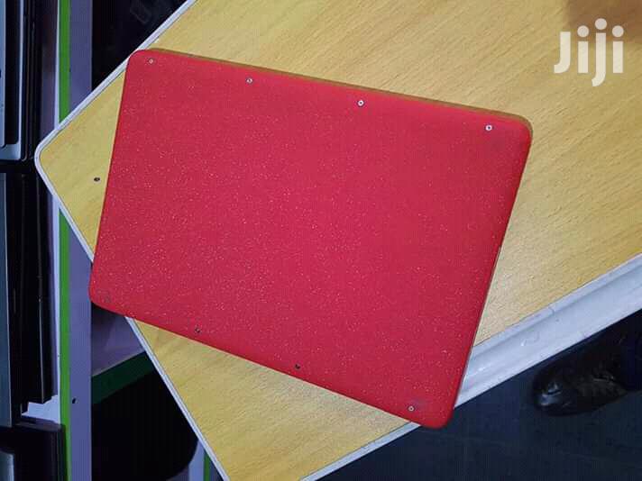 Apple Macbook4 Unibody 14" 250GB HDD 4GB RAM 