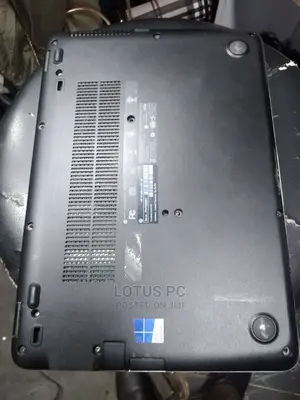 Laptop HP EliteBook 820 G4 4GB Intel Core I5 HDD 500GB
