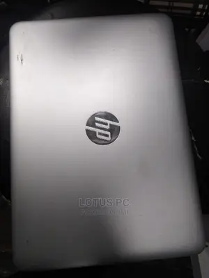 Laptop HP EliteBook 820 G4 4GB Intel Core I5 HDD 500GB