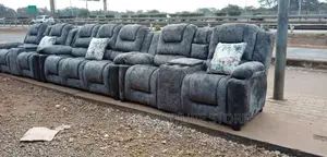 Recliner 3-2-2 With Storage and Cup Holder