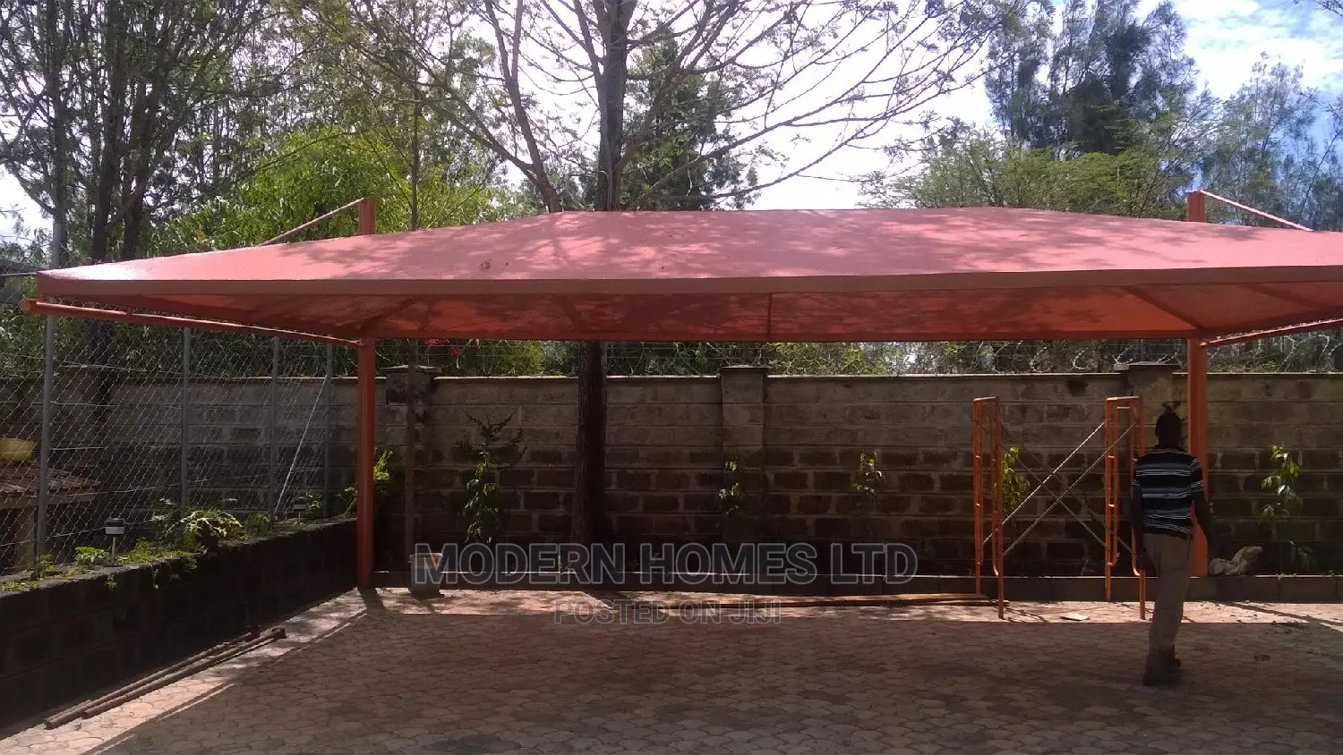 Modern Homes Spacious Car Shades