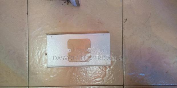 100 by 50 Metal Trunking Single Phase Plate / Knock Out - thumbnail 2