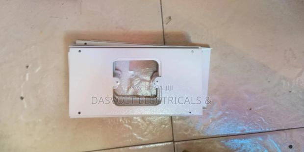 100 by 50 Metal Trunking Single Phase Plate / Knock Out - thumbnail 3