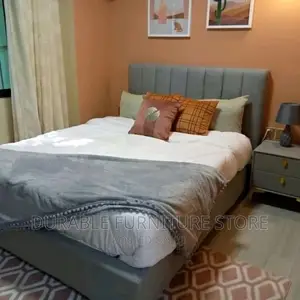 5*6 Tufted Bed With 2 Side Drowerss We Offer Delivery