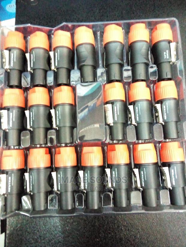 Original Neutrik Speakon - main view