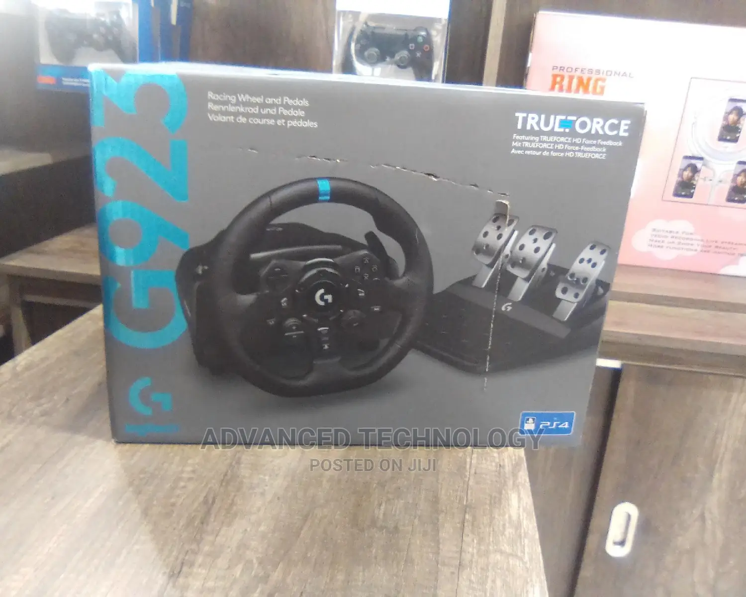 Logitech G923 Racing Wheel