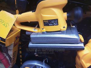 Finishing Sander - thumbnail 2