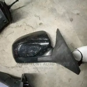 Subaru Sh5 Side Mirror