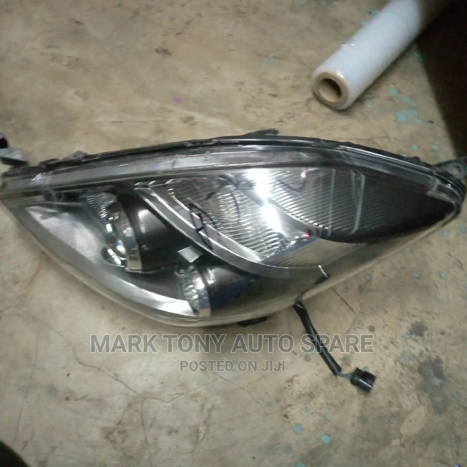 Isis Headlight 2008