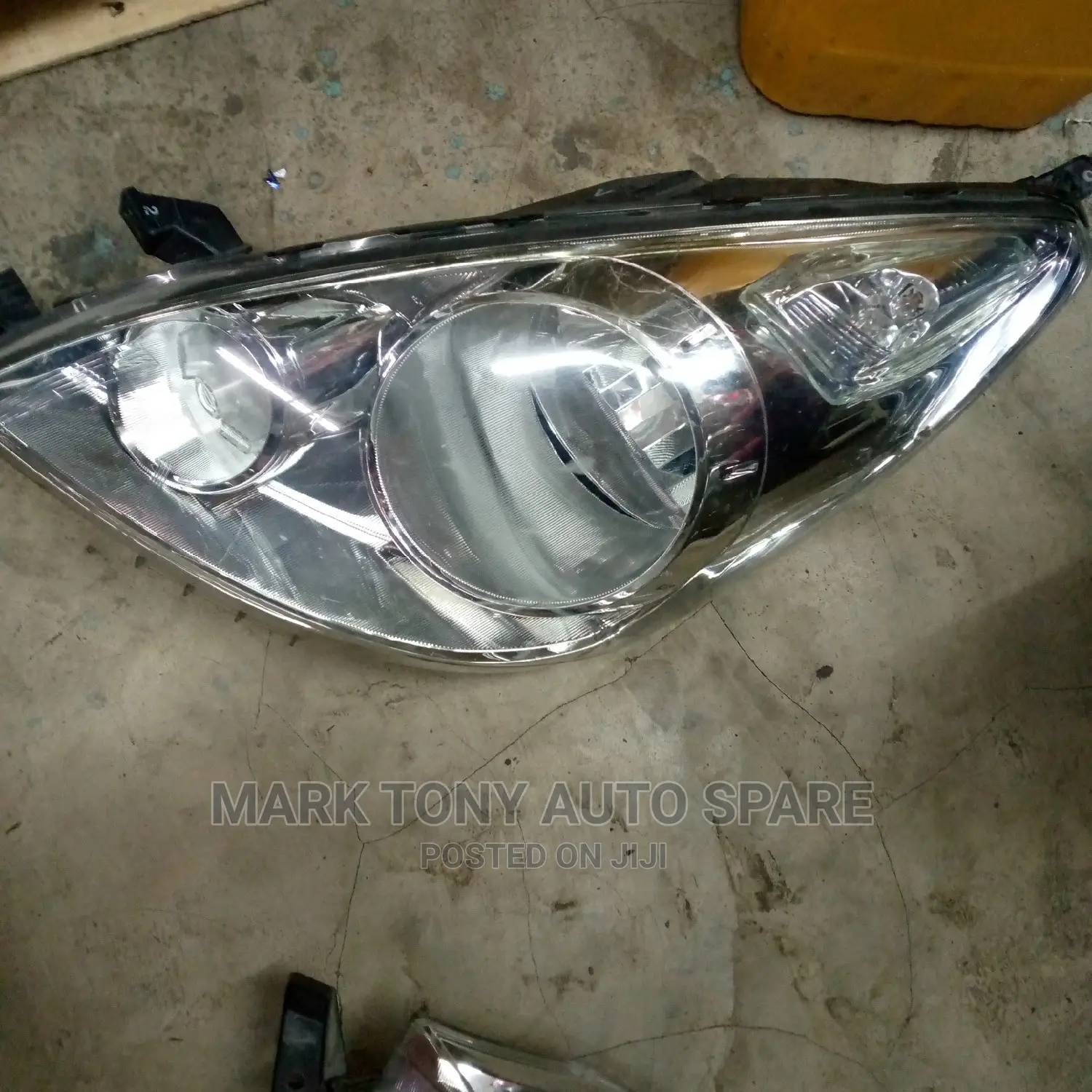 Note 2008 Headlight