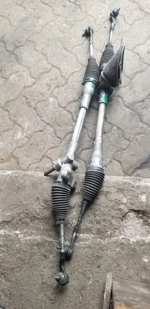 Daihatsu Charade Steering Rack.