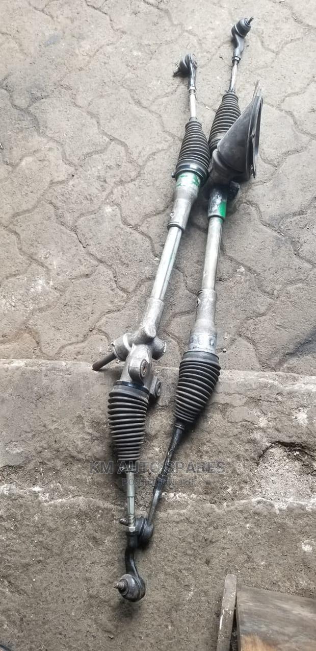 Daihatsu Charade Steering Rack. - main view