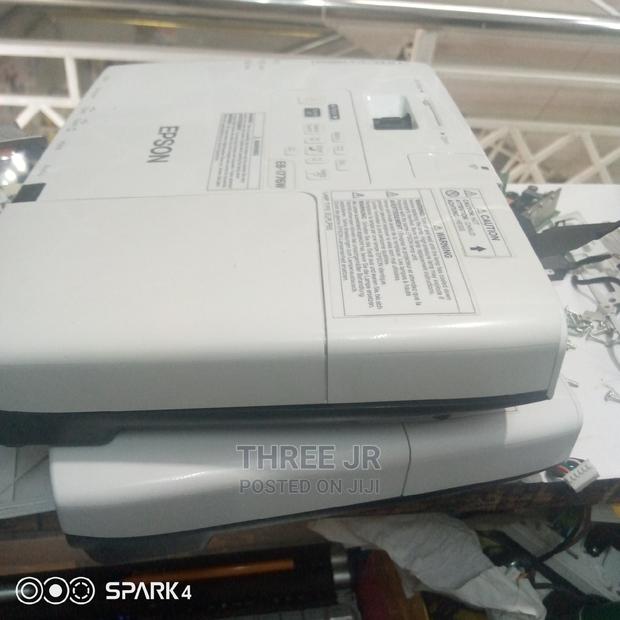 Ex-Uk Epson EB-1776W. Portable Projector - main view