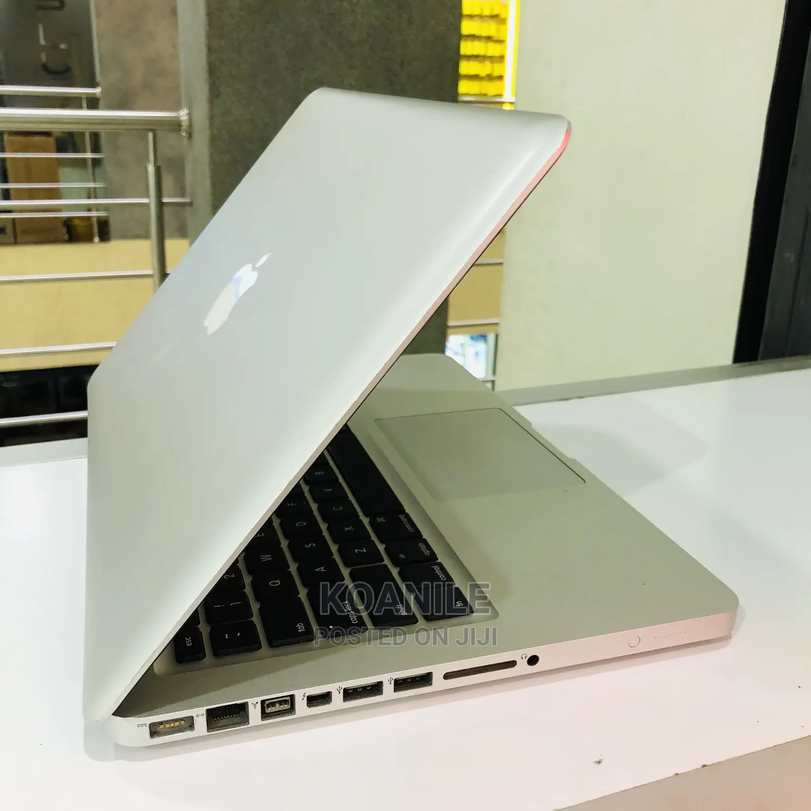 Laptop Apple MacBook Pro 2012 8GB Intel Core I5 HDD 500GB