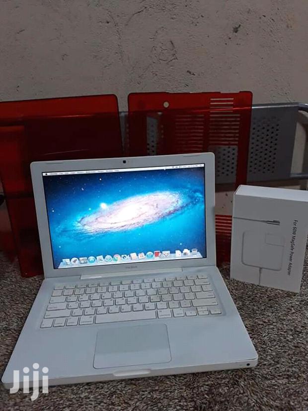 Apple Macbook 4 Unibody 320 Gb Hdd Core2duo 4 Gb Ram Laptop - thumbnail 3