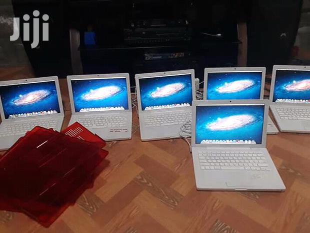 Apple Macbook 4 Unibody 320 Gb Hdd Core2duo 4 Gb Ram Laptop