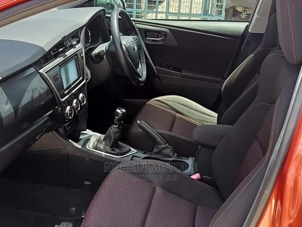 Toyota Auris 2015 Orange - thumbnail 4