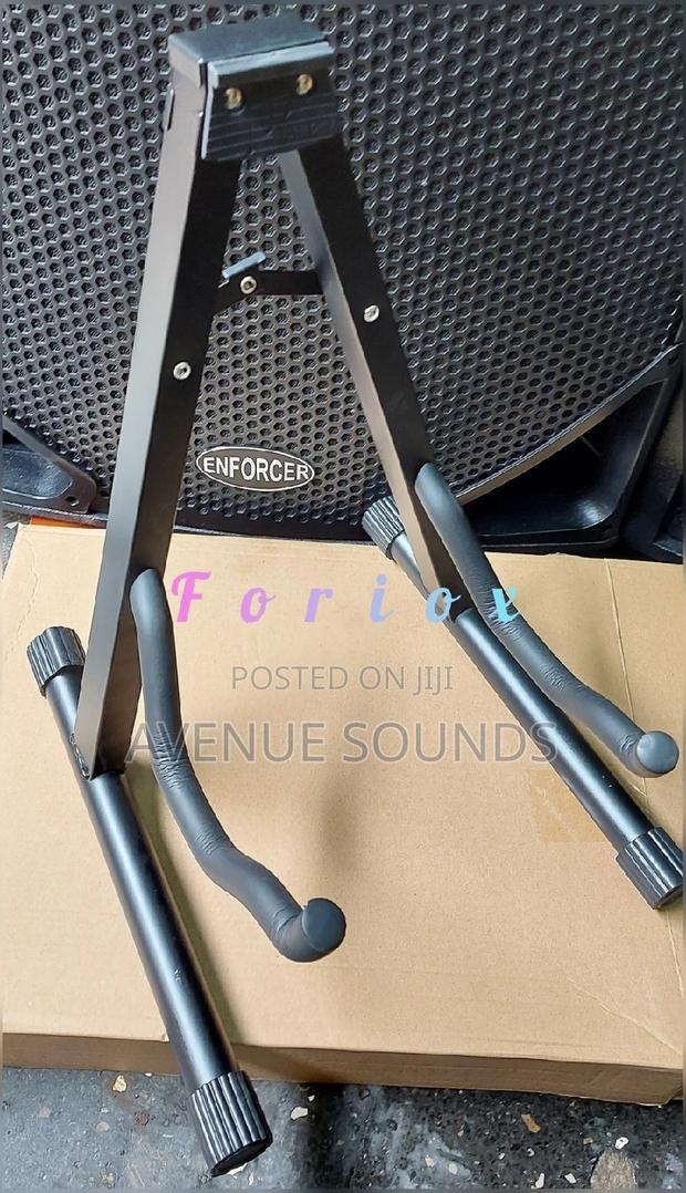 Guitar Stand - thumbnail 3