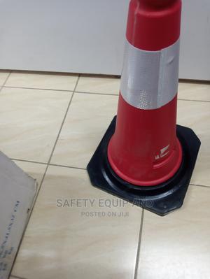 Quality Safety Cones - thumbnail 2