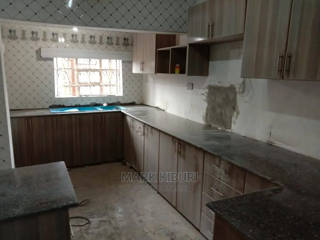 Granite-Gandoulla(2400x630mm)