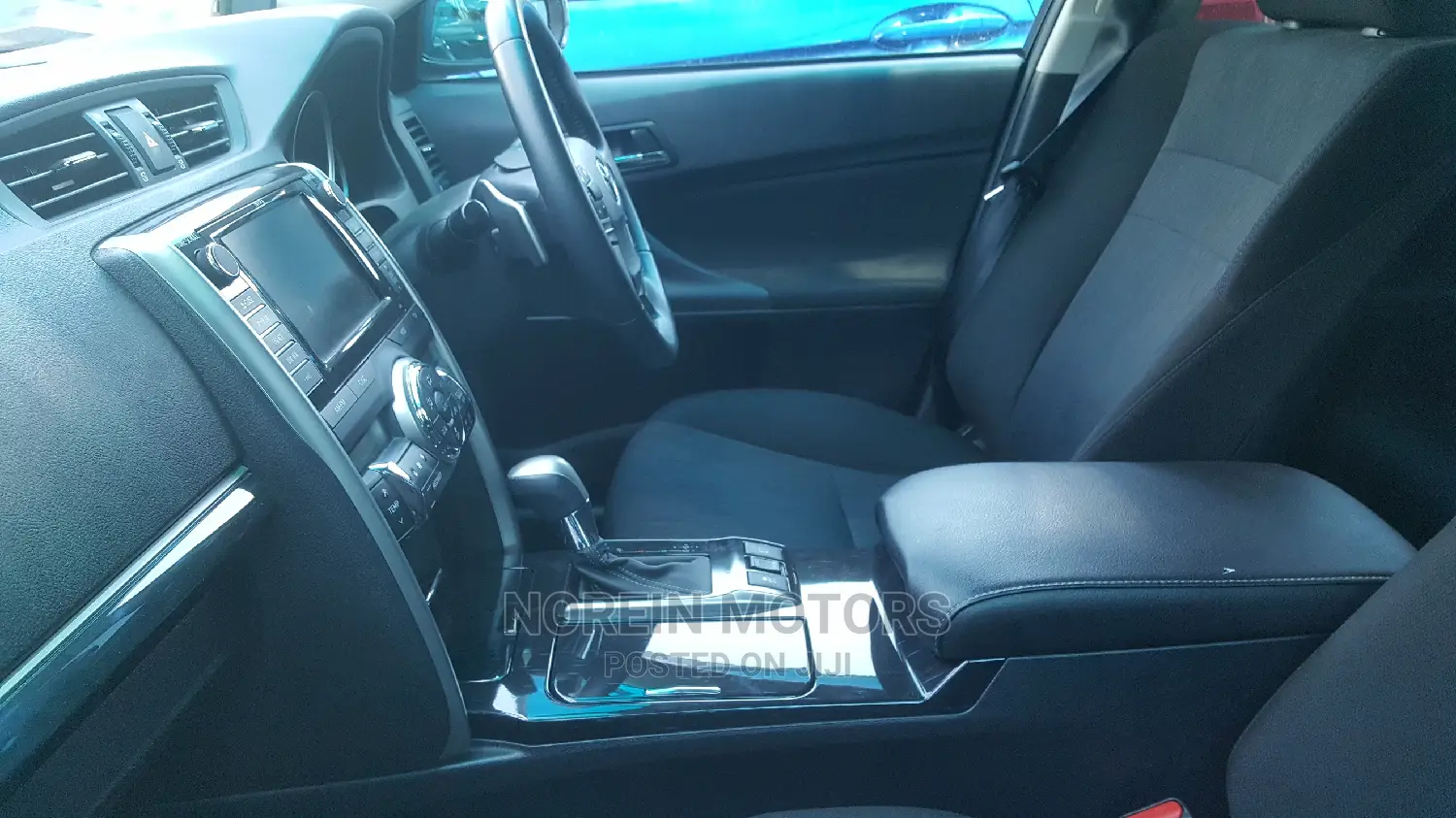 Toyota Mark X 2014 Silver