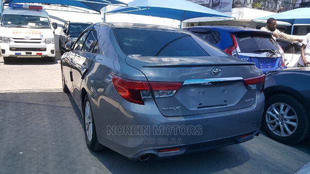 Toyota Mark X 2014 Silver - thumbnail 4