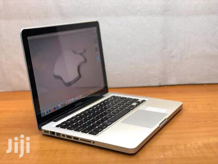 Apple MacBook Pro 13.3" Inches 500GB HDD Core 2 Duo 4GB RAM